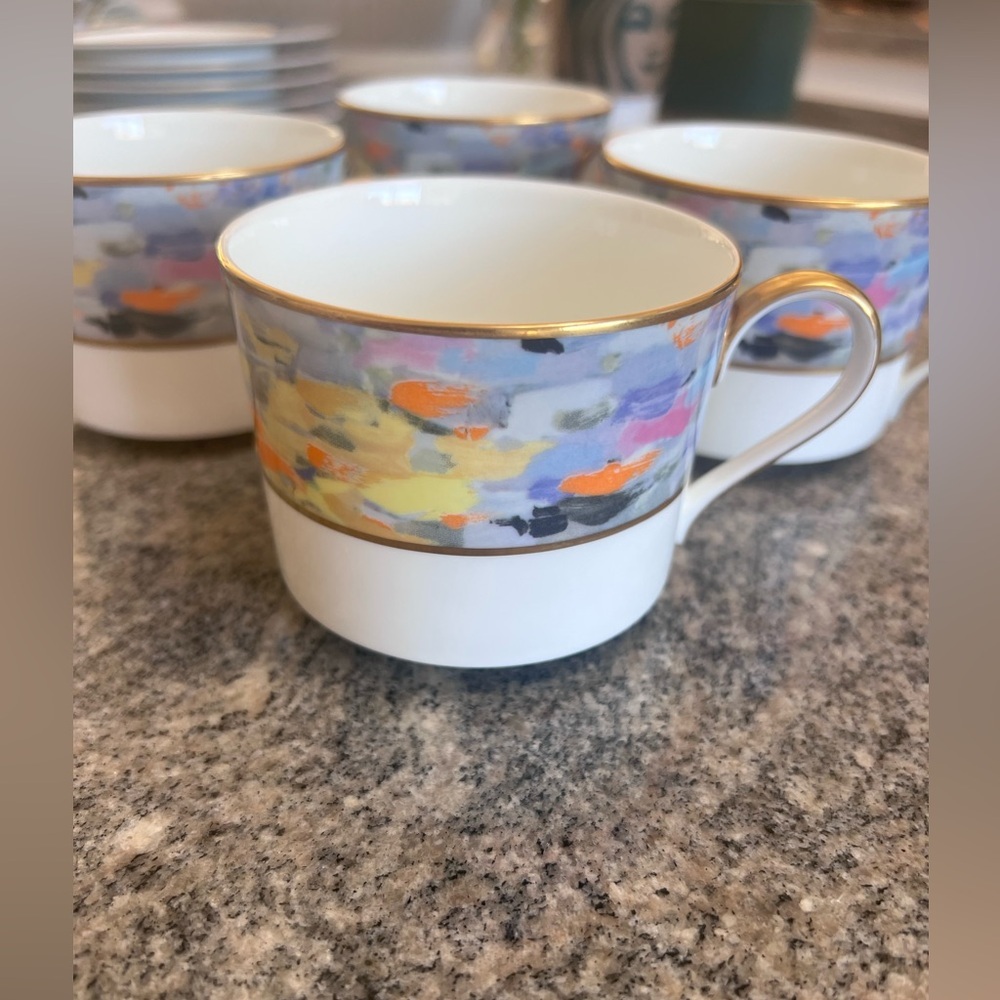 Mikasa Montmartre cups and saucers, bread and butter plates, and salad plates - Picture 10 of 17